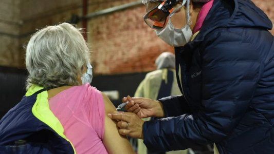 Vacunas COVID-19 en CABA: 48.872 vacunados el 05 de mayo de 2021