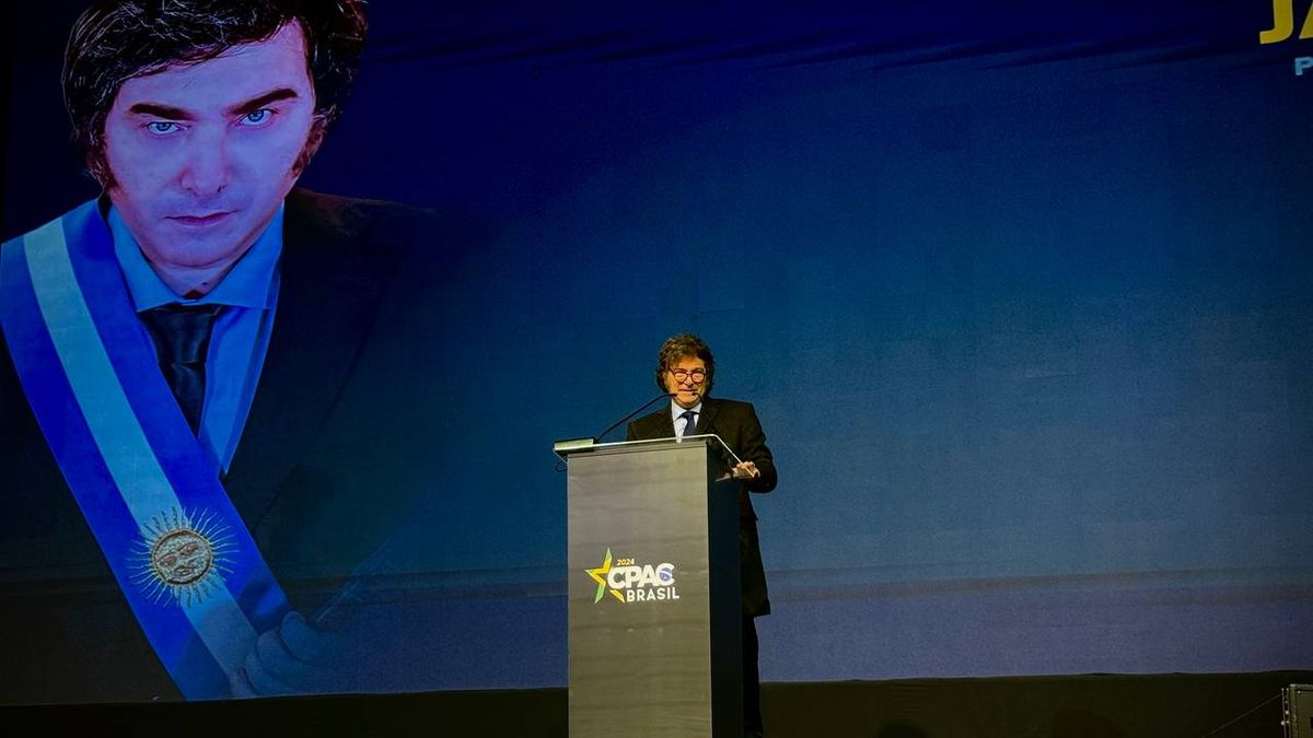 photoJavier Milei defendió su plan económico en Brasil y aseguró que Bolsonaro es un perseguido político