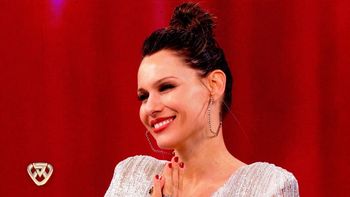 Pampita se emocionó en su regreso a La Academia