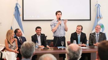 En pleno acto legislativo, Wado de Pedro y Martín Soria se cruzaron con diputados de JXC en Neuquén