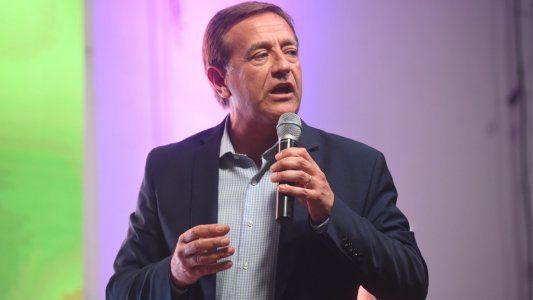 Para el gobernador mendocino, hay que dejar de lado la grieta y ser una oposición constructiva