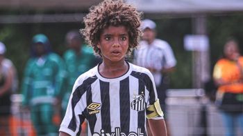 Así juega el niño crack que firmó contrato a los 8 años, se convirtió en récord y es la gran esperanza brasileña