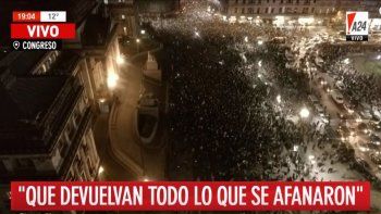 Más grieta que nunca: masiva marcha en el Congreso para pedir el allanamiento y desafuero de Cristina Kirchner