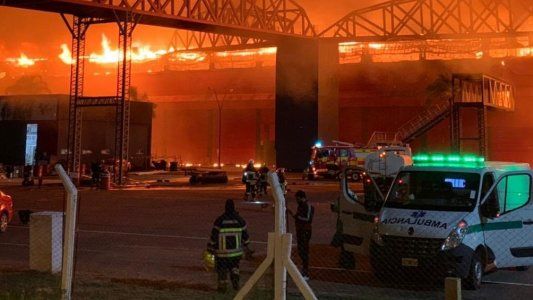 Un feroz incendio destruyó el 80% del autódromo de Termas de Río Hondo