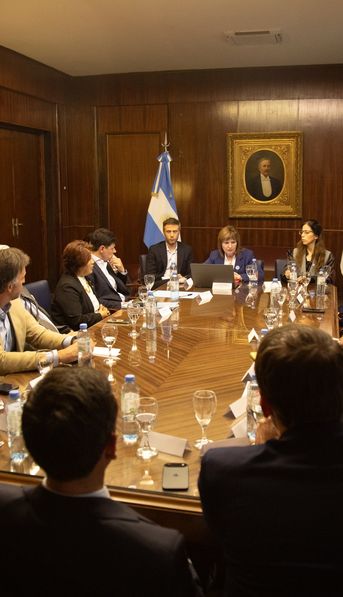 Patricia Bullrich mantuvo un encuentro con legisladores de LLA y le envió un mensaje a Villarruel