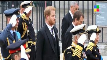 Video | Las curiosidades que dejó el funeral de la Reina Isabel II: una araña, un saludo que no fue y Biden con llegada tarde
