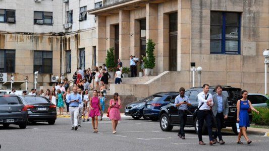 Evacúan Comodoro Py por un principio de incendio en el juzgado 10