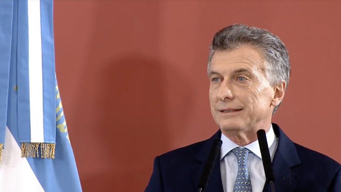 Macri, del reconocimiento a los argentinos que bancan la devaluación al riesgo de no dormir por una final Boca-River