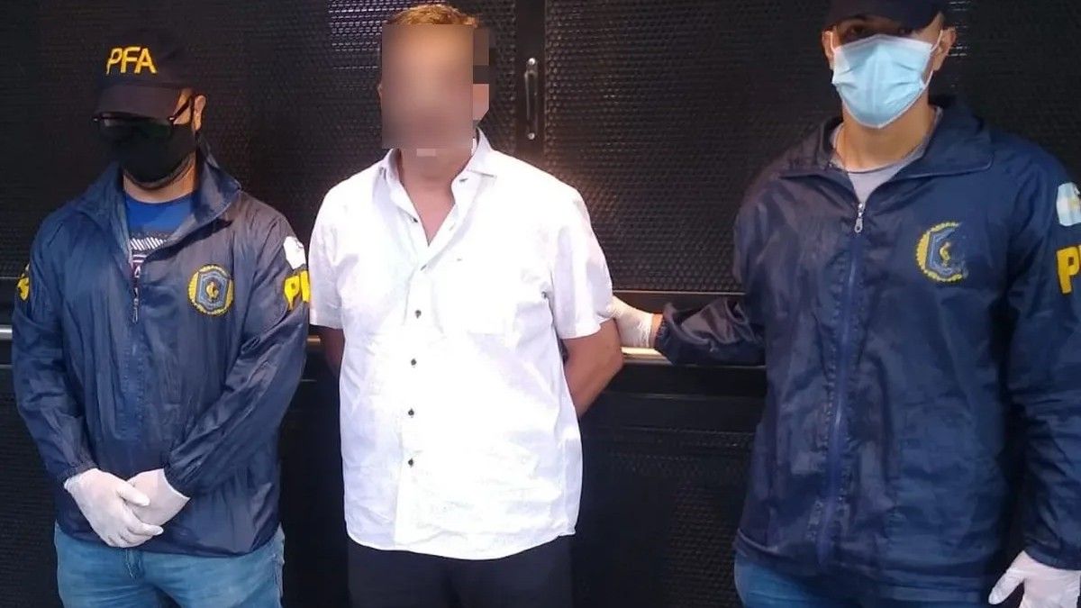 Se realizaron una serie de allanamientos, en el marco de la causa que investiga tres denuncias contra Generación Zoe en la ciudad cordobesa, donde también quedó detenida una persona.