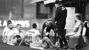 Escándalo en Santos: dos futbolistas dieron positivo por Covid-19 y podrían haber jugado contagiados ante Boca