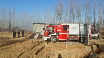 Intentó prender con nafta una estufa e incendió toda la casa, su hija de 4 años murió calcinada