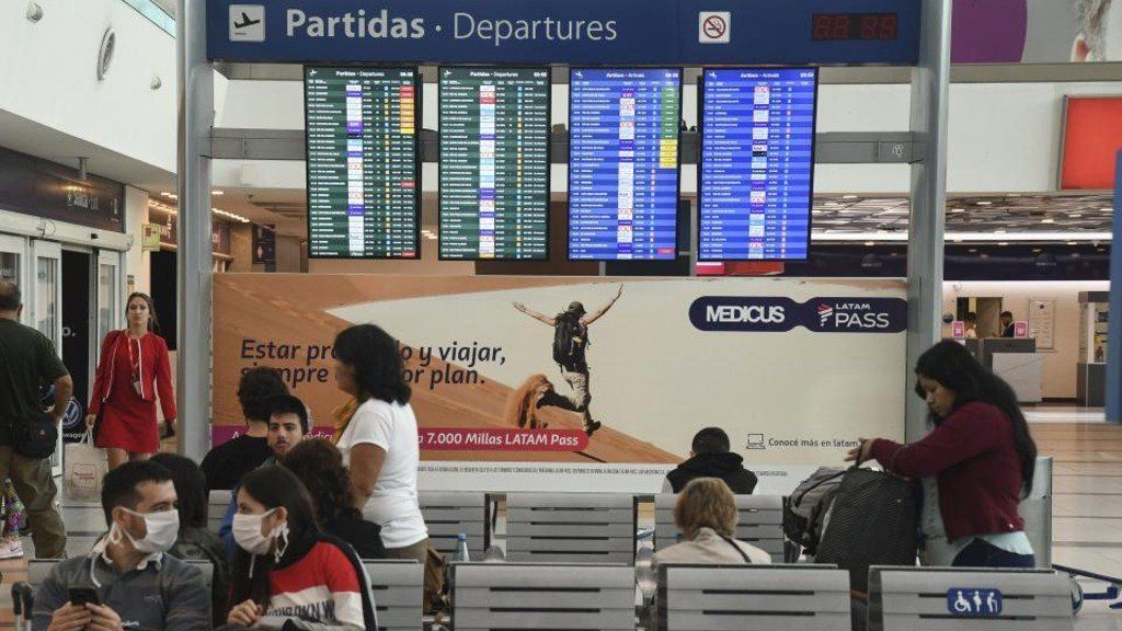 Por primera vez desde el inicio de la pandemia, Aerolíneas programa vuelos semanales a Madrid y Miami