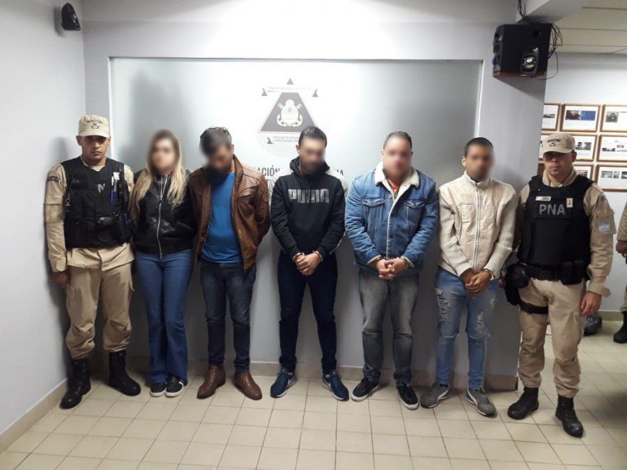 Operativo “El Clon”: desarticularon y detuvieron a 7 brasileños que duplicaban tarjetas de crédito y débito.
