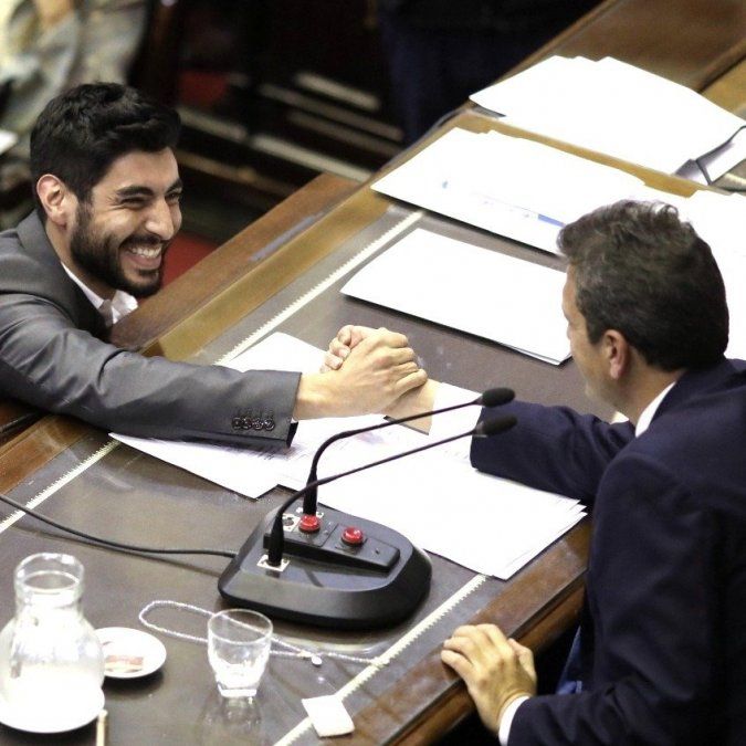 Los Moyano redoblan la apuesta y avanzan para eximir de Ganancias horas extras, feriados y bonificaciones