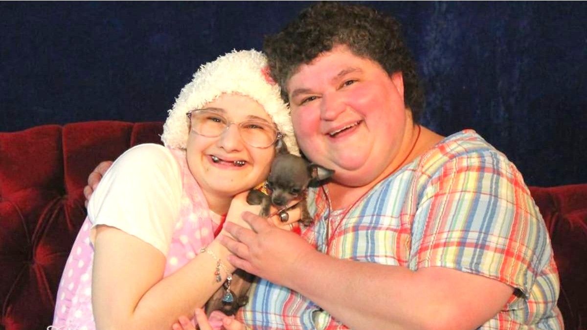 Dee Dee Blanchard posa junto a su hija Gypsy Rose.&nbsp;