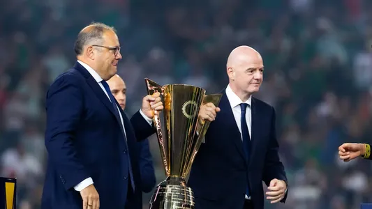 Crisis en el fútbol mundial: Concacaf se unió a la postura de la UEFA y rechazó el plan de FIFA