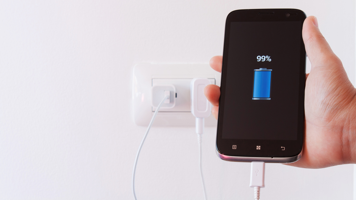 Este es el mejor momento para cargar el celular. Foto: Internet.