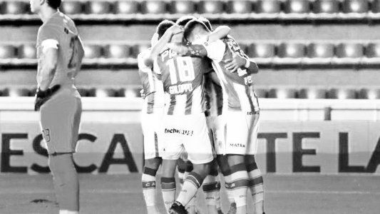 Banfield es finalista de la Copa Diego Maradona: goleó 4-1 a San Lorenzo y definirá el título ante Boca en San Juan