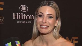 La reacción de Jésica Cirio tras el blooper hot en los Premios Martín Fierro 2022