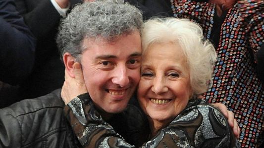 Lloré por primera vez: el emocionante relato del nieto de Estela de Carlotto por el 24 de marzo