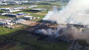 Incendio de Ezeiza: la explosión dejó más de 20 heridos y pérdidas totales