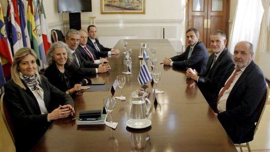 Aduana: cómo es el acuerdo con Uruguay para facilitar el comercio global