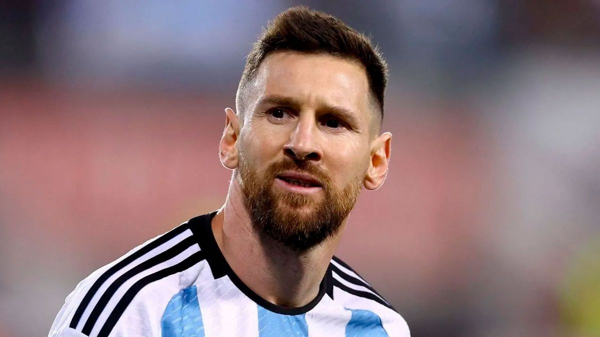Una cajera dejó de trabajar para curarle el mal de ojo a Lio Messi y reveló el resultado