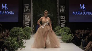 Famosas conquistaron la pasarela del AFW