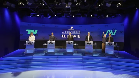 Debate de vices: polémicas, fuertes cruces y chicanas personales en el debate en vivo