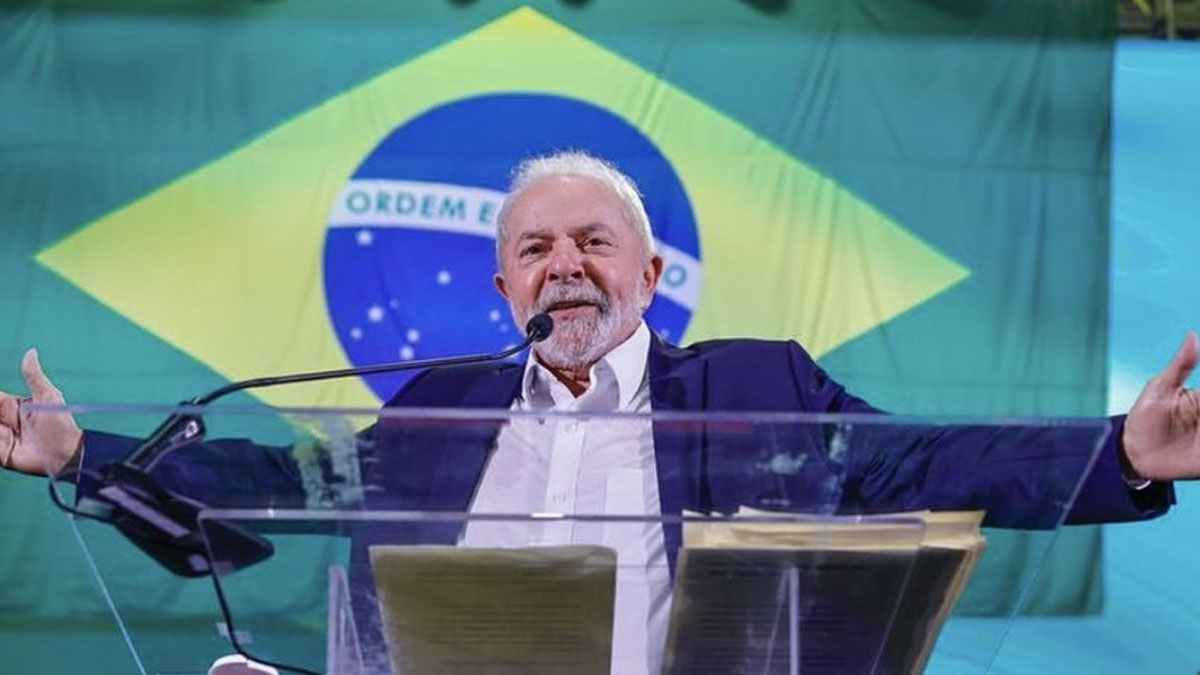 Lula se mantiene a 13 puntos por delante de Jair Bolsonaro en las encuestas para las elecciones en Brasil (Foto: Cuenta oficial de Lula de Twitter)