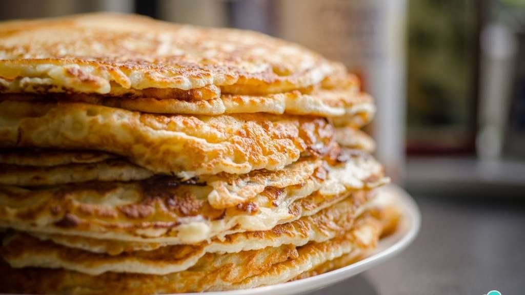 Hicieron panqueques con su propio semen y se los dieron de comer a sus profesores