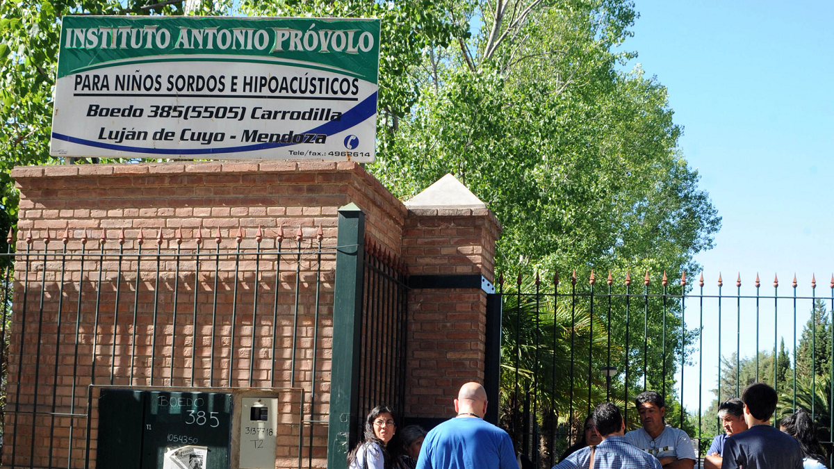 Durante el primer juicio los chicos contaron en cámara Gesell cómo los abusaban, que eran obligados a practicar sexo oral delante de otros y demás atrocidades. 