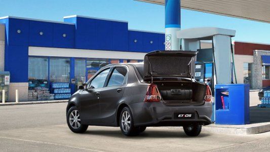 Toyota lanzó un sistema de GNC para el Etios Sedán