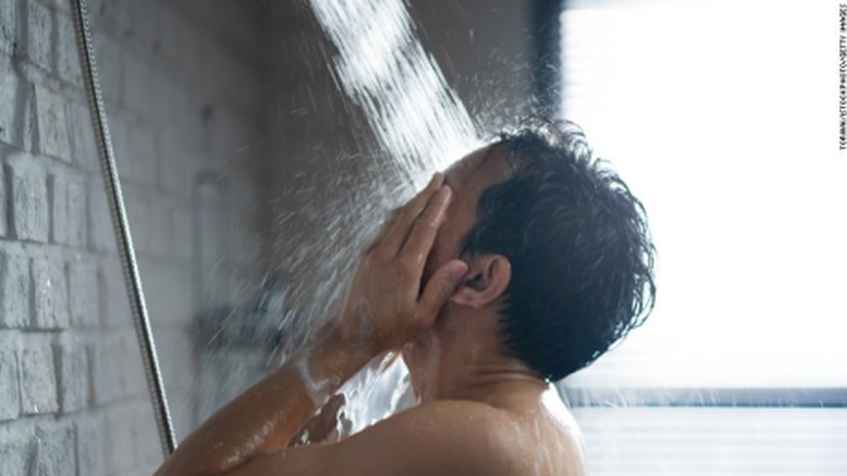 Expertos respondieron cada cu&aacute;nto es bueno ba&ntilde;arse y seguro NO est&aacute;s tan mal
