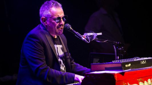 Alejandro Lerner cantó para dos teatros llenos en Buenos Aires