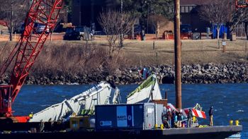 Tragedia de Washington: recuperaron los 67 cuerpos y hay más dudas sobre el helicóptero militar