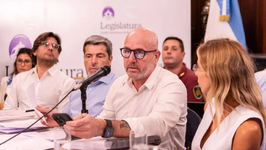 Waldo Wolff denunció a una legisladora libertaria por divulgar información secreta sobre la seguridad porteña