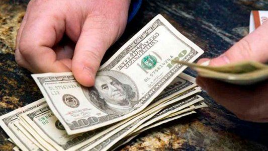 La grieta llega a los bonistas y hace subir al dólar