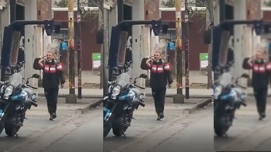 Un hombre armado se atrincheró en un colectivo y amenazó con suicidarse en Mataderos