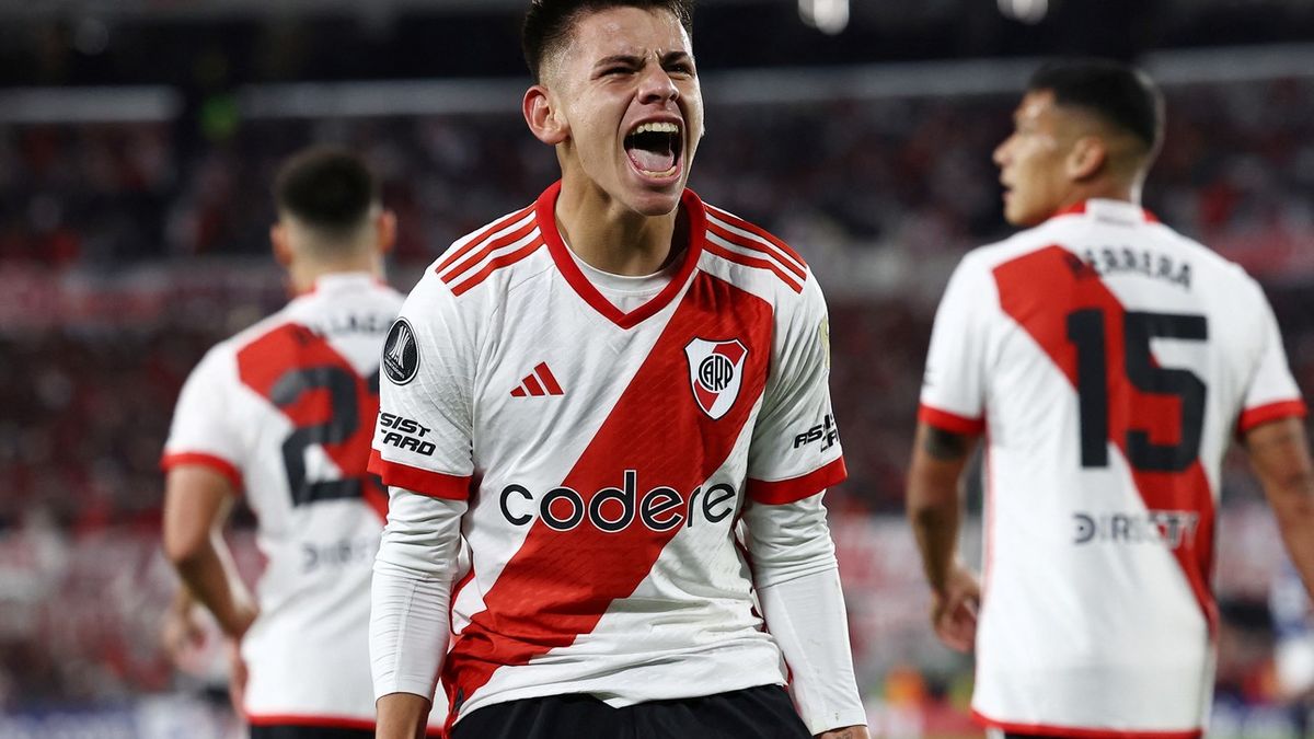 River gana con gol de Claudio Echeverri. (Foto: Olé)