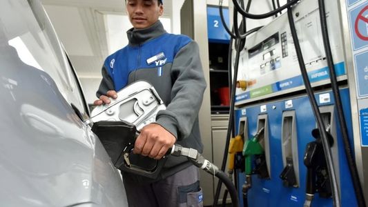 Otro aumento de los combustibles: cuánto costará llenar el tanque de nafta de un auto