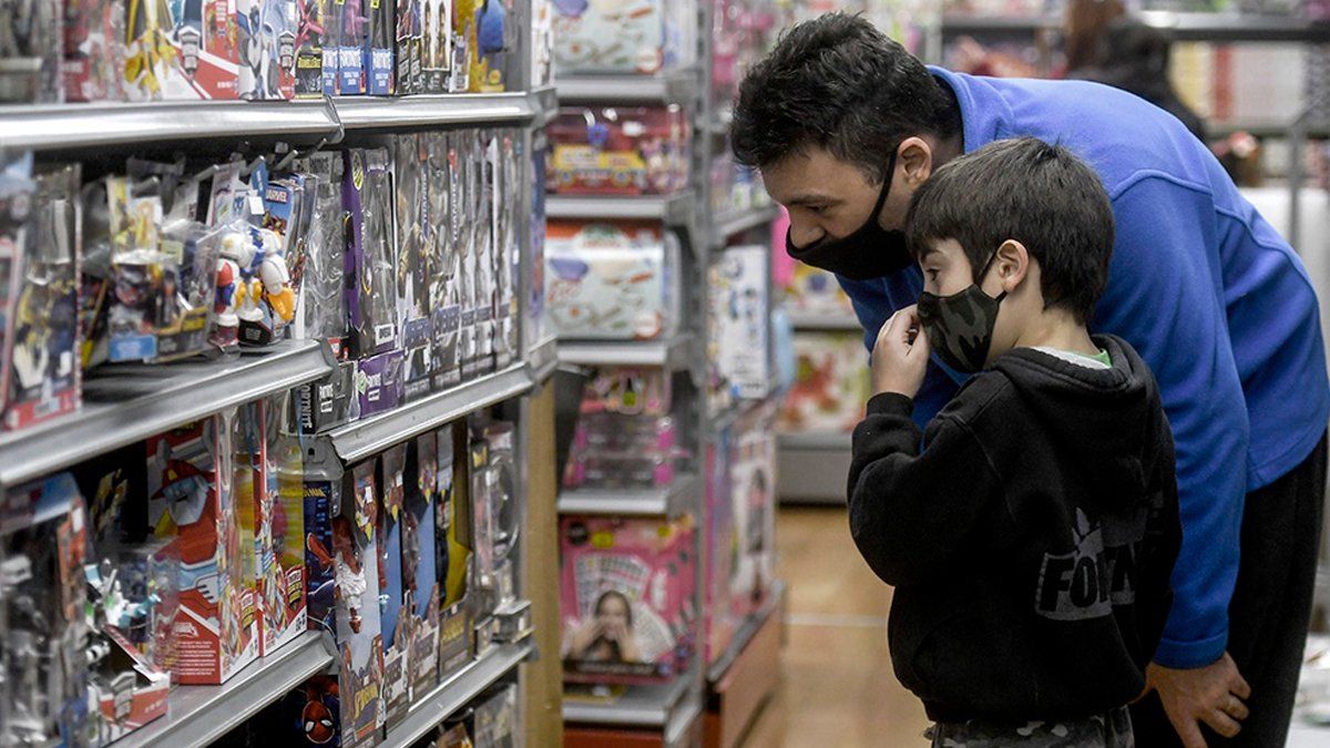 Según la CAME, las ventas minoristas cayeron en enero un 5,8 por ciento anual