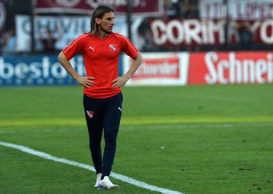 Beccacece dejó la puerta abierta para su salida: Mañana me juntaré con Moyano y veremos