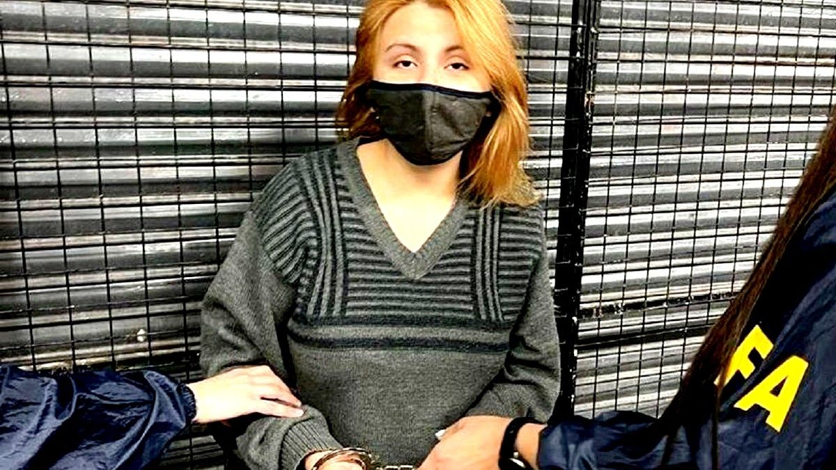 Brenda Uliarte tras ser detenida (Foto: PFA).