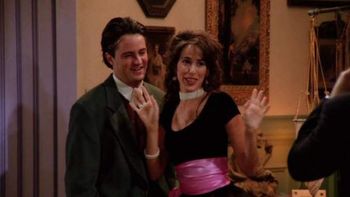 Janice, de Friends, reveló quién debió ser la pareja final de Chandler