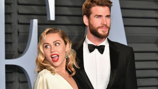 Se revela cuanto pagó Miley Cyrus por su vestido de novia