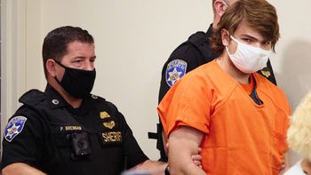 Acusan al tirador de Buffalo de crímenes de odio y podría ser condenado a pena de muerte