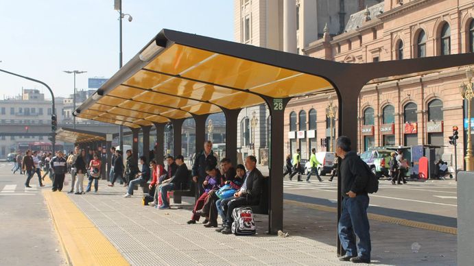 Cuarto intermedio en el conflicto de colectivos: el Gobierno promete cancelar deudas con empresarios