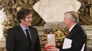 El pensamiento antifrancisco del pensador libertario que Milei homenajeó al volver del Vaticano