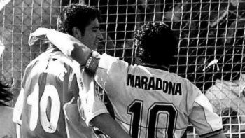 Riquelme se comunicó con la familia de Maradona para poner a Boca y La Bombonera a disposición